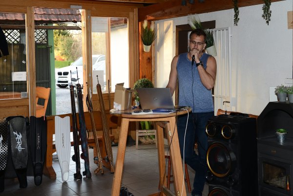 GALERIJA SLIK - SREČANJE PODVODNIH LOVCEV, RIBIČEV IN POTAPLJAČEV NA VDIH