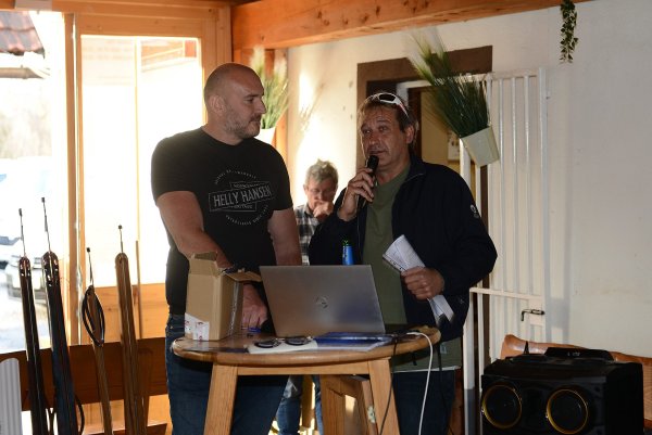 GALERIJA SLIK - SREČANJE PODVODNIH LOVCEV, RIBIČEV IN POTAPLJAČEV NA VDIH