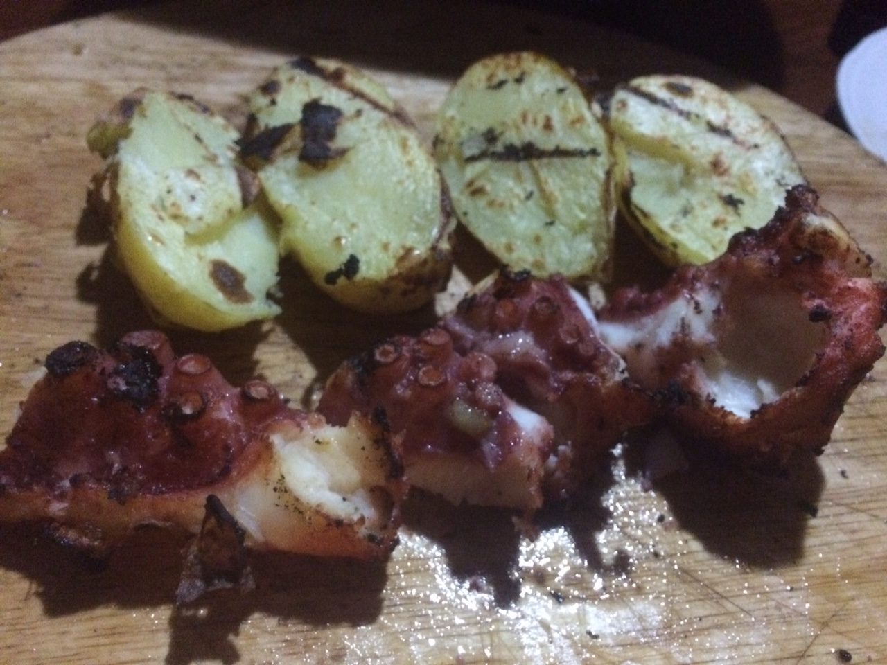 Hobotnica s krompirjem